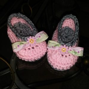 Baby booties 3 to 6 months